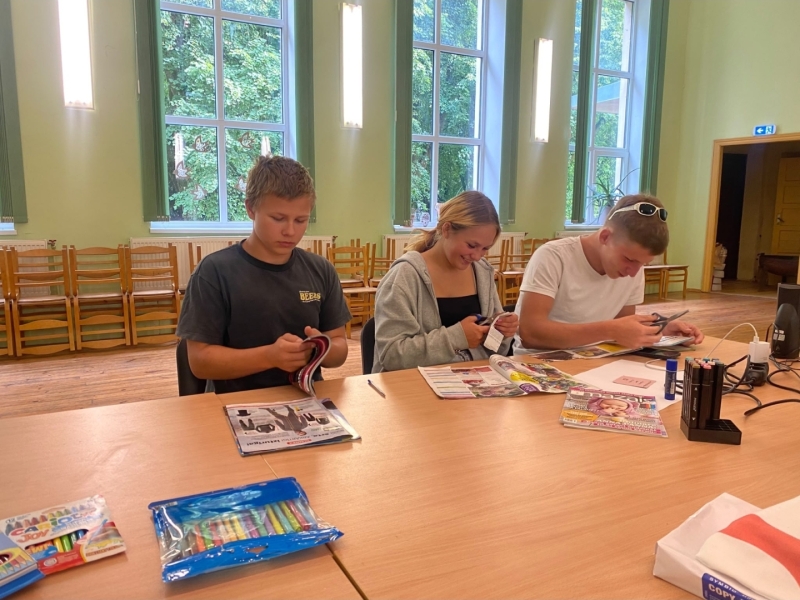 SA