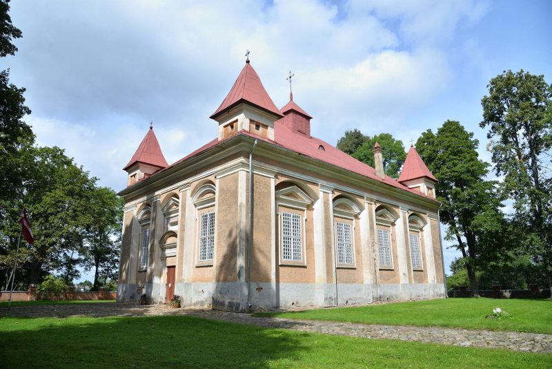 Subates baznīca