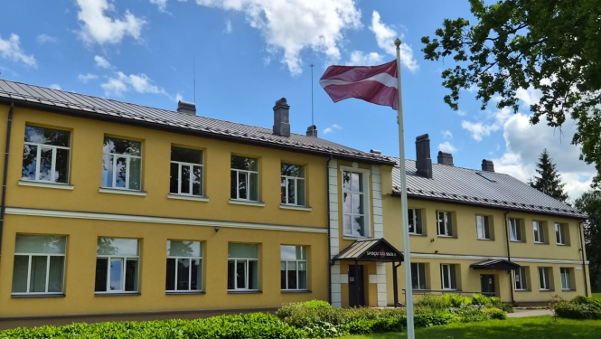 Špoģu Mūzikas un mākslas skola