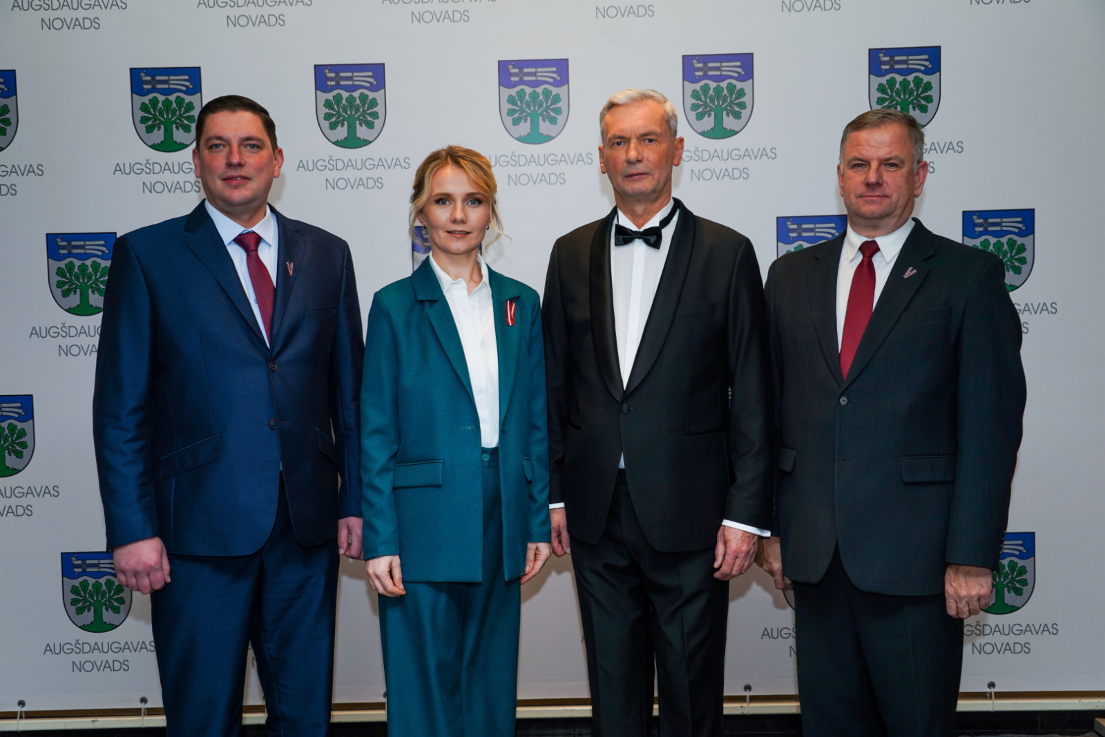 Valsts svētkos pašvaldība pasniedza apbalvojumus un pateicās saviem iedzīvotājiem