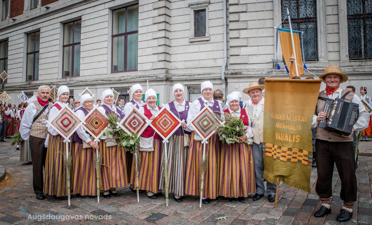 Vaboles pagasta kultūras nama etnogrāfiskais ansamblis „Vabaļis”