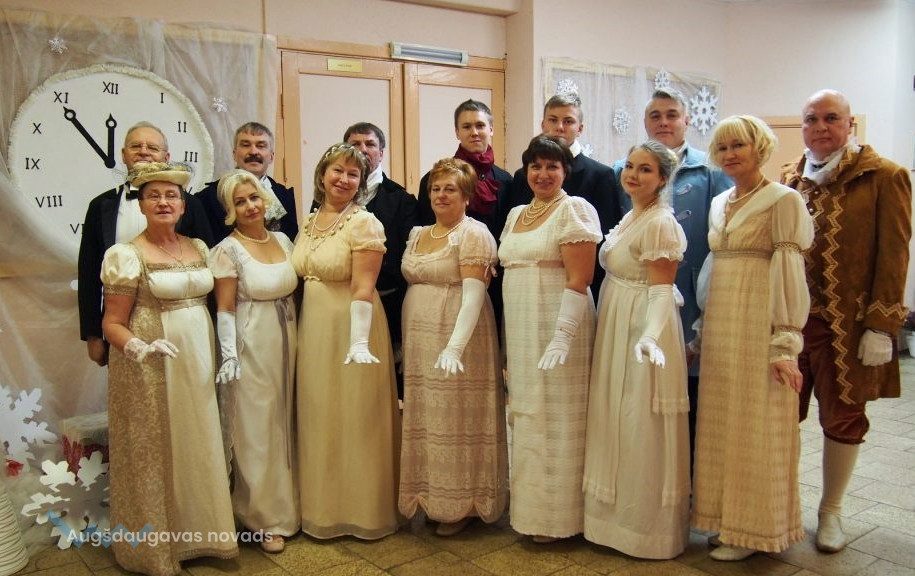 Tabores pagasta vēsturisko deju kopa „Senlaiku motīvi”