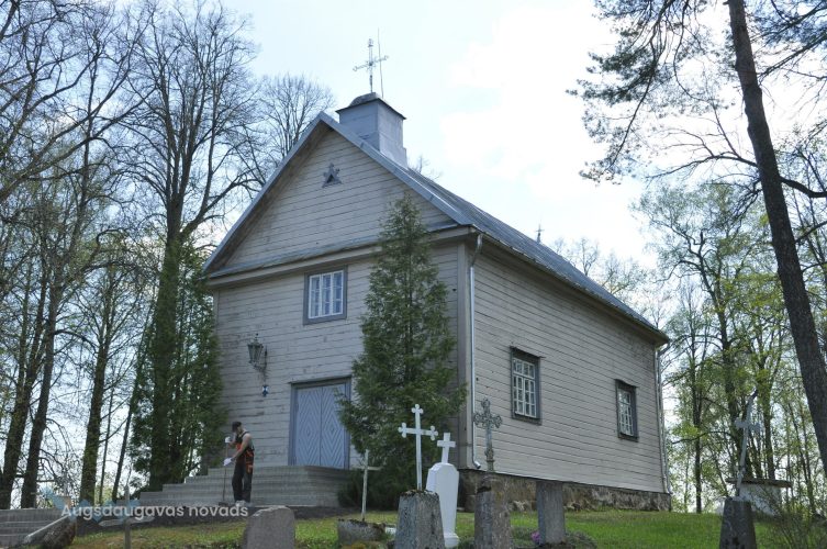 Ambeļu Romas katoļu sv. Jura baznīca
