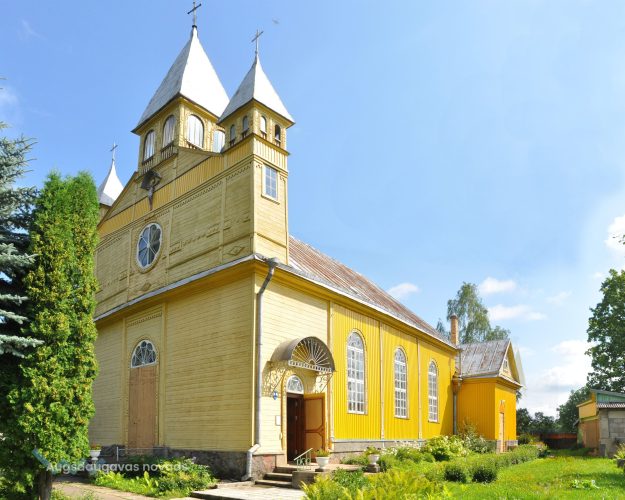 Laucesas Sv. Pētera un Pāvila Romas katoļu baznīca