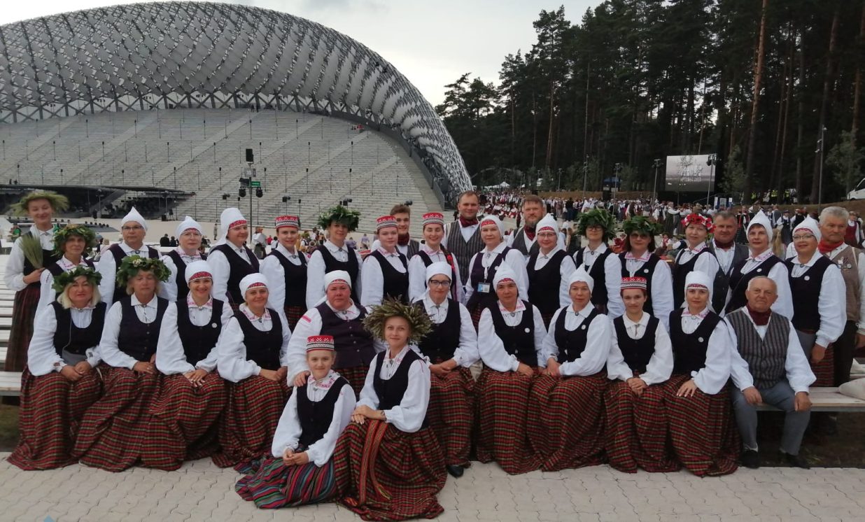 Augšdaugavas novada Kultūras centra “Vārpa” jauktais koris „Latgale”