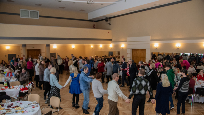 Ilūkstē aizvadīts ikgadējais Jaungada pasākums cilvēkiem ar invaliditāti