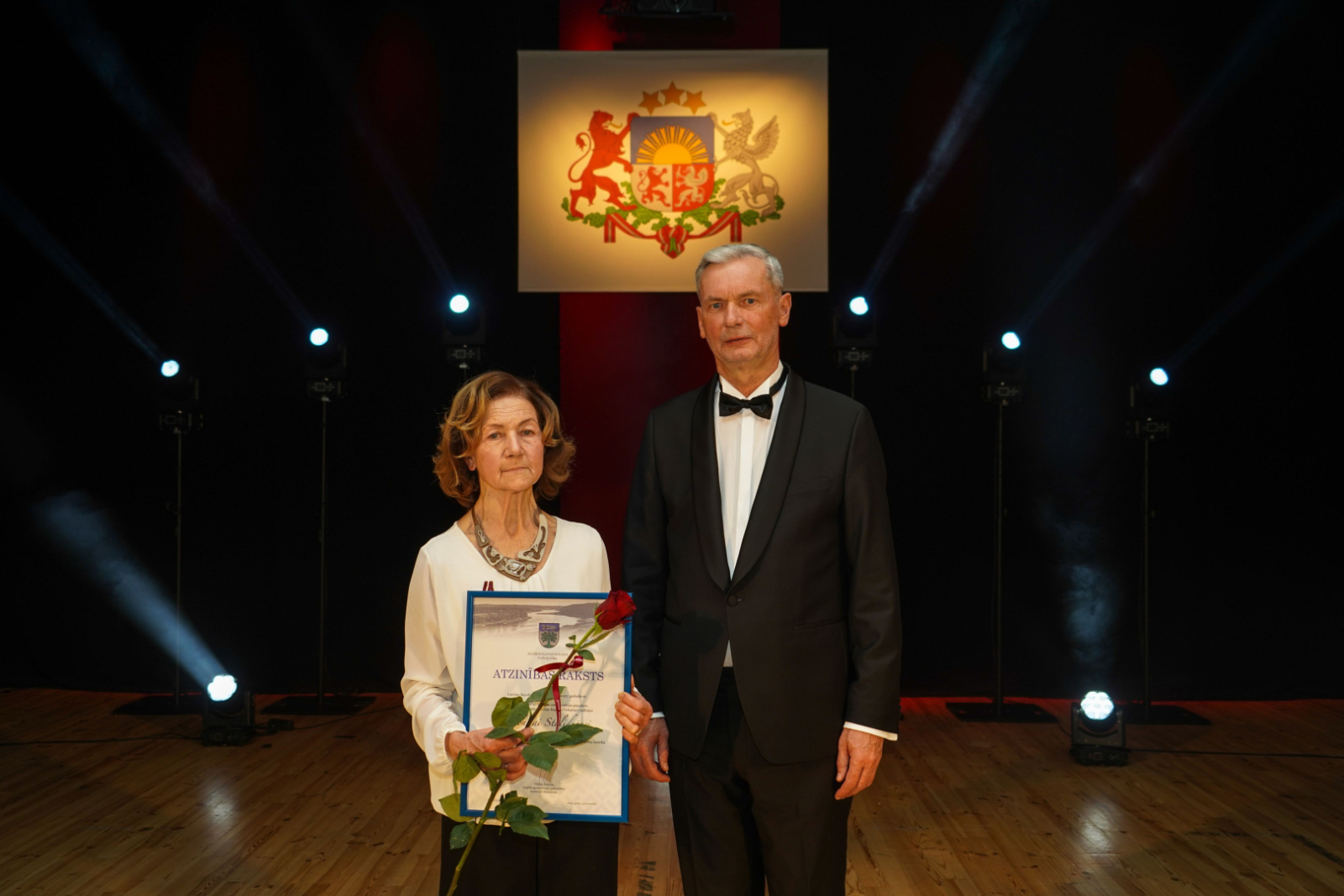 Atzinības rakstu šogad saņēma Ilūkstes Kultūras un mākslas centra vidējās paaudzes deju kolektīva „Ilūkste” un deju kopas „Pilskalne” vadītāja Antonija Stalidzāne