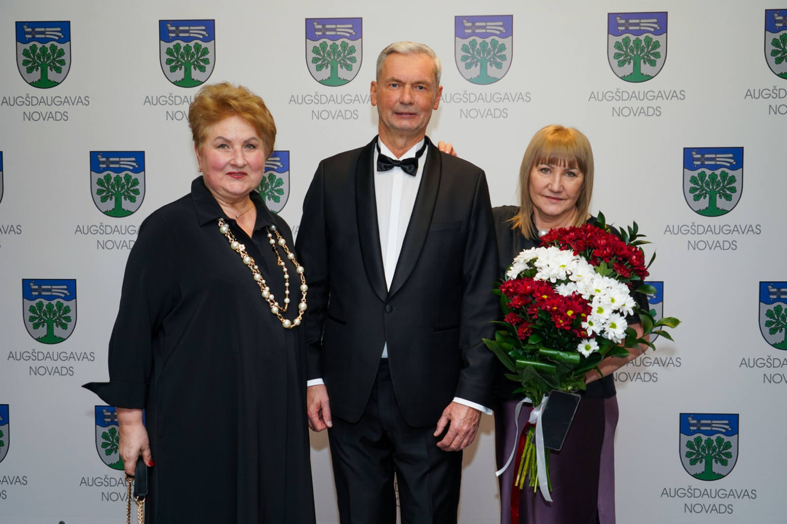 Valsts svētkos pašvaldība pasniedza apbalvojumus un pateicās saviem iedzīvotājiem