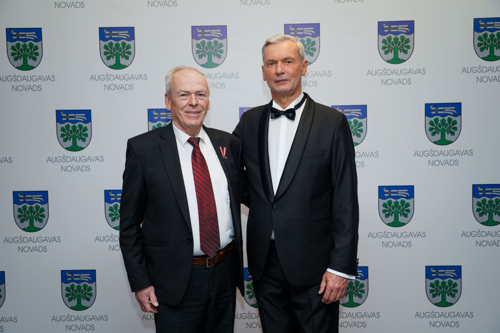 Valsts svētkos pašvaldība pasniedza apbalvojumus un pateicās saviem iedzīvotājiem