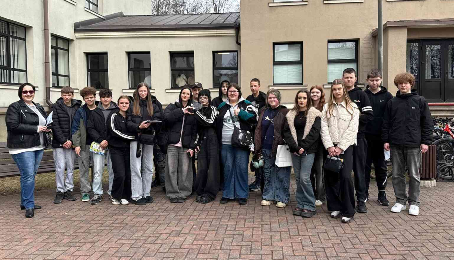 Lāču pamatskolas skolēni